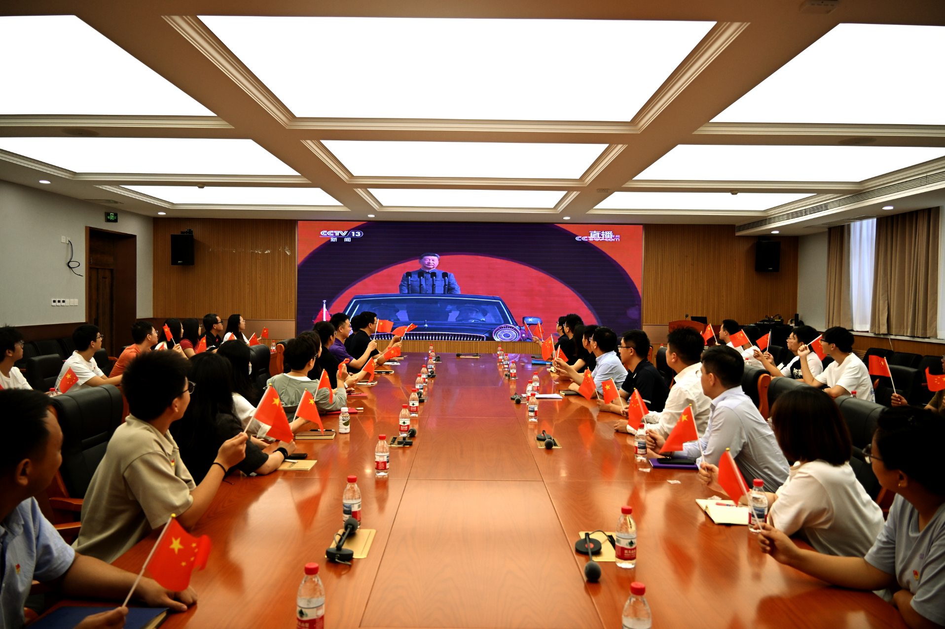 开车漫画
全景.png